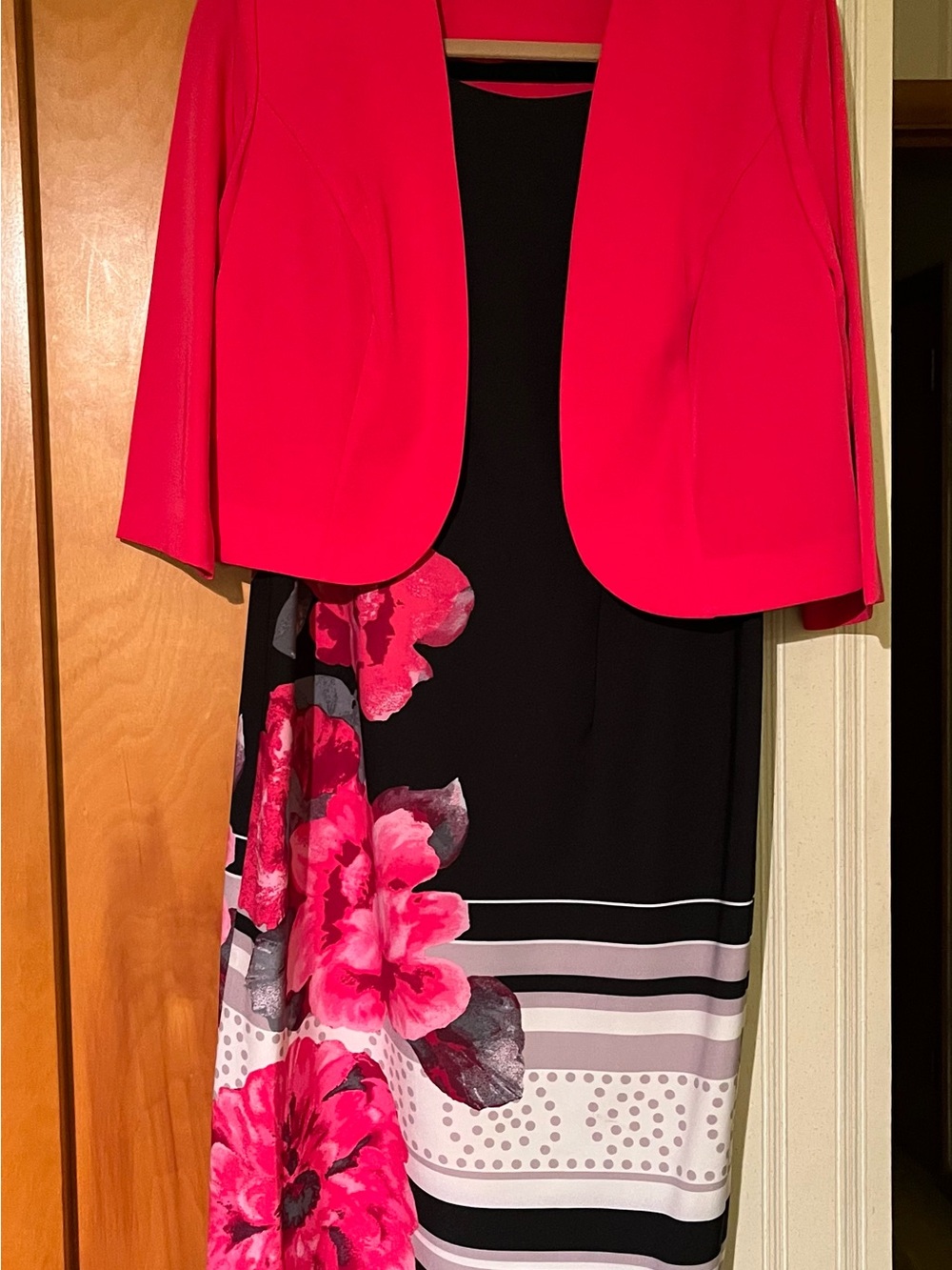 Ladies Maya Brooke Black Midi Skirt with Pink Floral Border & jacket, size 10